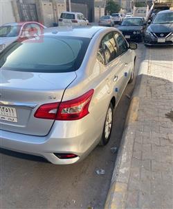 نيسان سنترا